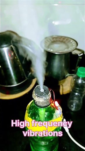 Ultrasonic humidifier Water into micro droplets #experiment #education #science #shorts #trending