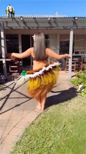 Graceful Tahitian Dance Performance in Backyard 🌺