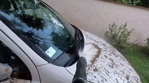 Transforming an Old Mud-Covered Car Into a Beauty