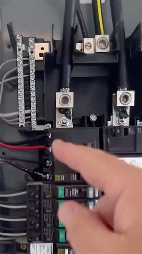 “Electrical Panel Explain, Dont touch this until your watch this⚡”