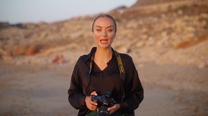 Take Stunning Shots with Godox AD200ProII & AD600ProII | Poolside and Sunset Photo Shoots In this video, join photographer Elisabeth Aronis as she takes you behind the scenes of two incredible photo shoots using the latest Godox AD200ProII and AD600ProII flashes. With just one flash, you can capture editorial-quality images wherever you are. Watch as Elisabeth creates breathtaking results with the help of the talented model, Myrto, and her videographer, Emmanuel, using Godox’s innovative lightin