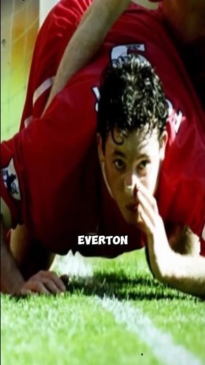 The most expensive goal celebration ever🤯 | Robbie Fowler did this against Everton