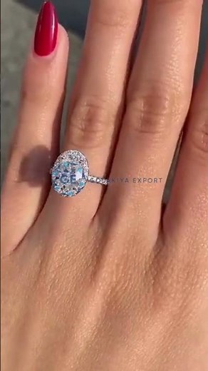 Oval Cut Moissanite Halo Engagement Ring in 14K White Gold 💍😍