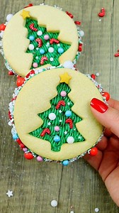 Cut out tree Cookies! 🎄 Easy to make and super cute! No spread cookie recipe: Ingredients: makes 30 regular sized cookies 230g chopped, salted butter (room temperature) 200g granulated sugar 2 large eggs 1 tsp extract of choice Food colouring (optional) 500g plain flour 50g cornstarch Method: Add the butter and sugar to the bowl of a stand mixer and mix on medium speed for about a minute until it comes together. Add the eggs and extract. Mix for another minute of medium speed. Add the flour and