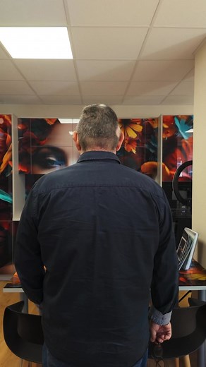 11 reactions |  Bemutatjuk a Dreamia konyhát! Ebben a részben elmeséljük, hogyan született meg a Walqa bemutatókonyhánk, és mi inspirált minket az egész megvalósításában. Egy igazi álomprojekt, ahol a kreativitás és a minőség találkozott, ez lett a Dreamia.   Látogass fel a weboldalunkra: walqadesign.hu #walqadesign #dreamiakonyha #modernkonyha #konyhatervezés #konyhaiinspiráció #dekorpane | WalQa Design | Facebook