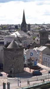 👑 Discover the hidden gems of Waterford with Waterford Treasures! 👑 Explore the rich history of Ireland’s oldest city, from the medieval wonders at Reginald’s Tower to the Viking and Medieval experiences at the Waterford Medieval Museum. 🏰✨ Uncover the captivating tales of the past, visit unique exhibits, and experience immersive stories like never before. Whether you’re a history buff, a culture lover, or just looking for something special to do, Waterford Treasures offers an unforgettable j