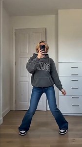 Try These Cute Poses for Your Next Photoshoot