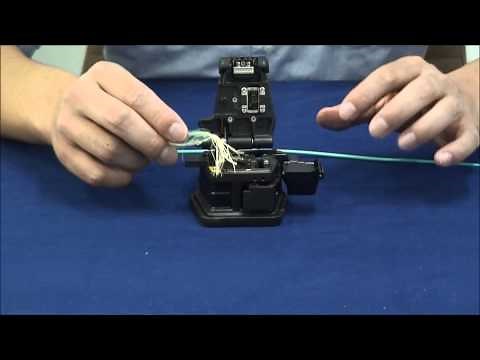 コネクタ組み立て式 | 光ファイバーケーブル | 加工方法 | IDK