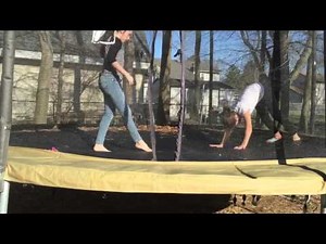 Yoga challenge Jeans vs Leggings