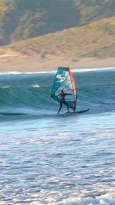 A couple of turns with Moritz Mauch at Topocalma. | Simmer Style