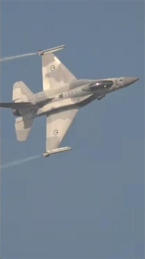 デザート・ファルコンの別称を持つ砂漠のF-16 この国しか持っていない超貴重なUAE空軍F-16E!!
