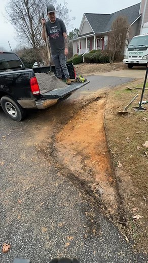 Crushed Base Preparation for Concrete Pouring Process