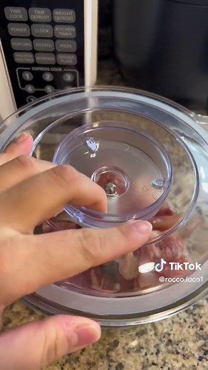 Making raw cat food with EZ Complete! 😸 It’s important to make sure that your kitty’s homemade food is complete and balanced! 🙌 #cat #catsoftiktok #pet #petsoftiktok #tuxedocat #rawfedcat #ezcomplete