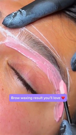 Brow waxing before & after 🔥 #perfectbrows #browstylist