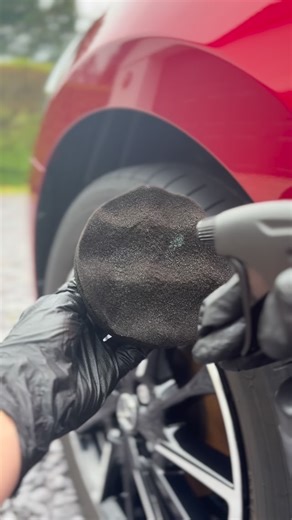 Keeping these tyres looking fresh with @carscopeuk Ink Applicator from @yumcars_official Buffing block from @carscopeuk Love the finish and ease of applicator with this combo 👍 #cardetailing #detailinguk #tiredressing #tyredressing #carscope | Auto Care HQ