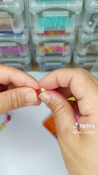 Tutorial: Cómo Hacer Colgantes para Mochilas y Móviles