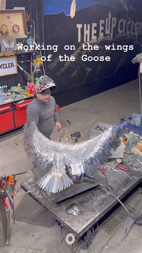 Reduce reuse recycle or like me upcycle #upcycledart | Theeupcycler Metal Art