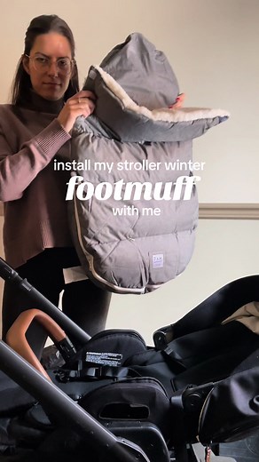 It’s that time of year! I am so impressed with the @7AM footmuff / lambpod. the design is SO well done. You can even unzip the top of it and attach it to the top of the carseat showercap style! And it looks so chic on my @nuna_usa stroller. It’s so warm you don’t even need to dress baby in a jacket just a thin warm bunting or sweater and good to go! Rosalie fell asleep right away as we started our walk 😳 even though it was -10 outside! This is NOT sponsored i just love this product so much and 