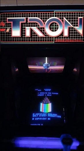 Tron: 80's Arcade Game of the Week #14 #arcadegames #retrogaming
