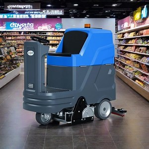 [Hot Item] Kr-G650 Riding Roll Brush Energy Saving Floor Washing Machine Battery Operated Floor Scrubber Sweeper for Terrazzo