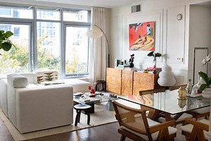 This Simple Living Room Hack Is the Best Solution I’ve Seen for Hosting in a Small Space