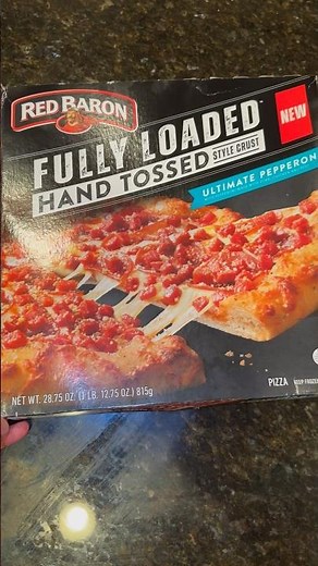 NEW! Red Baron Fully Loaded Hand Tossed Style Crust Ultimate Pepperoni 🍕 Pizza 🤤 So Tasty! 👅 DINNER!