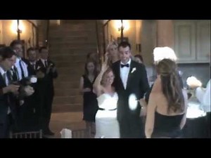 Chicago Bulls Sports Announcer Ray Clay Performs Wedding Introductions - Viral Viral Videos