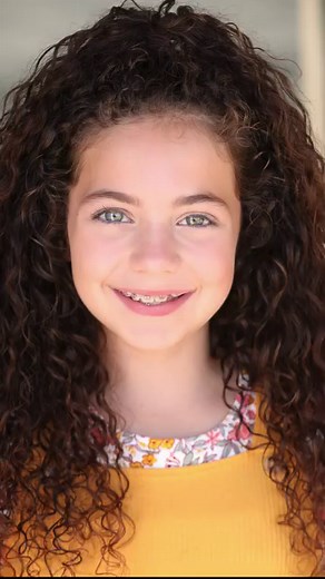 Gorgeous new headshots by Deidhra Fahey Photography 🩷🩷🩷 #SophieFatu #younghollywood #actresslife #kidsmodels #kidactor #hollywood #headshots #headshotphotographer #childactress | Sophie Fatu
