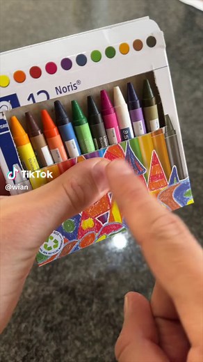 Magical Crayon Vanish Trick Revealed!