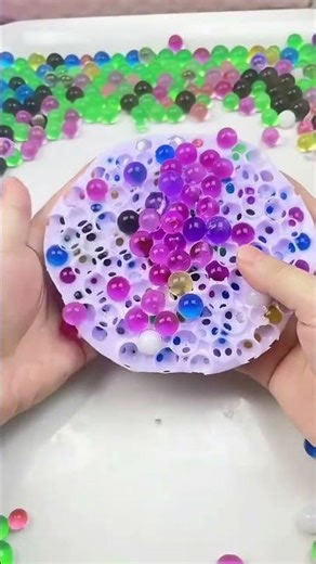 Comfortable Popping Bead Squeeze: DIY Relaxation