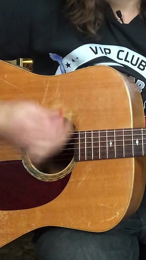 AWESOME Strumming Pattern You Must Try! #guitar #guitarlessons #guitartips #strumming #fyp #foryou