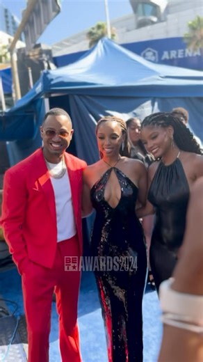 This is as close as we’re going to get to Chloe x Halle being on 106 & Park. 😂 #BETAwards | BET