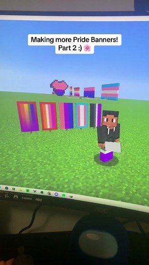 (Day 123): Adding more pride banners to the collection! I hope these guides can help! #bloomsomlive #minecraft #mcyt #lgbtqia #fyp