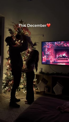 SIENNA GEHRING on Instagram: "The best feeling ever!!! #marriage #love #parenthood #christmas"