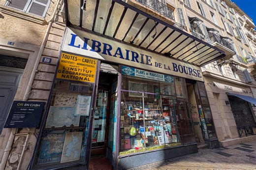 Vidéo | La librairie de la Bourse, plus ancienne de Marseille, perpétue 150 ans d'histoire