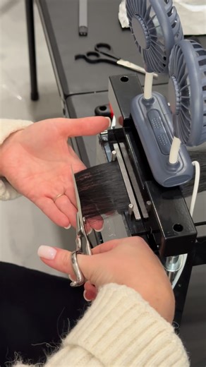 Chifoné’s Raw Hair Co. | Luxury Hair Extensions on Instagram: "Professional tool for hair encapsulation designed for efficiency and precision. It significantly reduces encapsulation time for the client, optimizing the entire hair extension process and saving valuable working hours. Each capsule is evenly and deeply saturated with keratin, ensuring strong hold, durability, and comfortable wear. Supports keratin capsules in four different sizes, allowing precise customization for different hair t