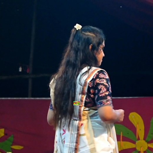 243K views · 7.1K reactions | কে এই মেয়ে যার গানে হাজারো যুবক পাগল - কেন এত মায়া মায়া লাগে (মিম বাউল) | Rongdhonu HD | Facebook