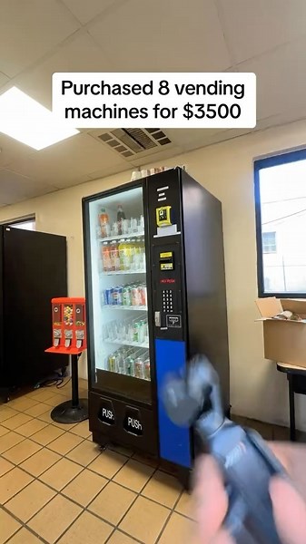 @dnald14 on Instagram: "So here is the story I found a guy on Craigslist selling his whole entire vending machine business I ended up buying 8 vending machine 3 location for $3500 This was one of the best decisions I made I wrote a ebook teaching you how to do exactly what I did Comment “Success” if you want access to it"