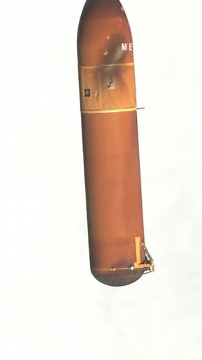 Space Shuttle fuel tank orbiting Earth | Fossbytes