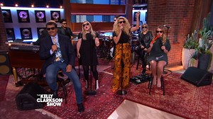 Wish we had this song in high school chemistry 😎 | The Kelly Clarkson Show