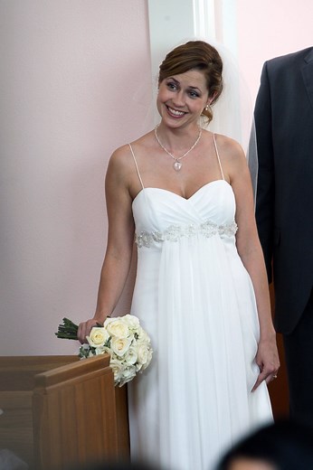 'The Office': Why Trying on Pam's Wedding Dress Was so Special for Jenna Fischer