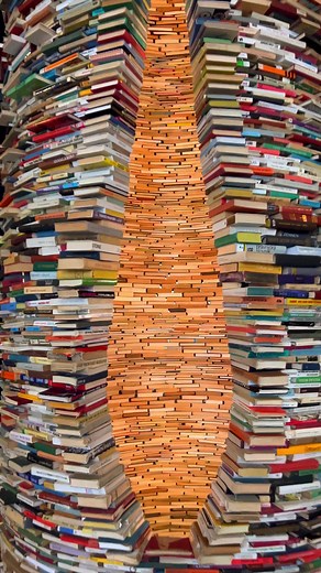 THE INFINITY BOOK TOWER IN PRAGUE 📍 Marianske namesti 1/98, Prague 110 00 Czech Republic #praha #czech #czechrepublic #travel #traveltiktok #travellife