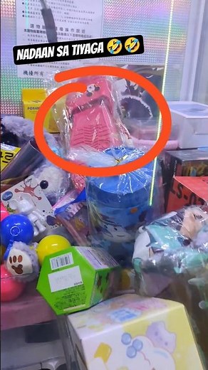 Trying to win Mickey mouse slippers 🕹️😍 #shorts #clawmachine