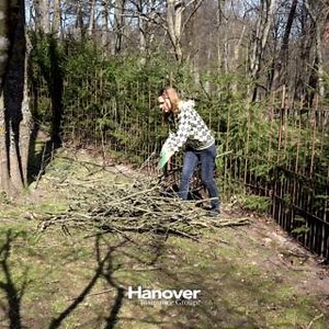 Want to prep your home for spring, but not sure where to start? Use our checklist: https://ow.ly/tQBV50QFEzL #HappierWithTheHanover | The Hanover Insurance Group