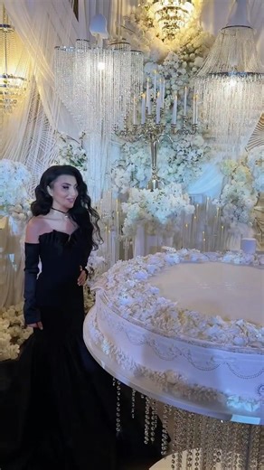 NinaSarkisyants Fashion Show ‘26 #ninasarkisyants #weddingdress #catwalktour #bride #runway