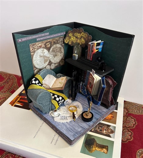 1:12 Scale Miniature Reading Room Diorama – Handmade Library Scene Display - Etsy