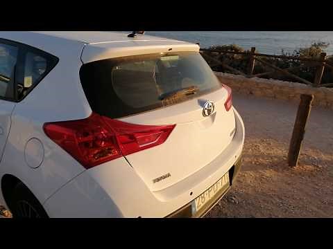 Toyota Auris, Yaris, Avensis SIDE door mirror and indicator/ glass replacement.