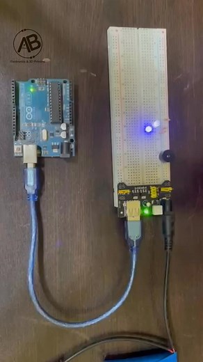 الجديد من AB Electronics 🤩 MB102 Breadboard Power Supply Module – 3.3V / 5V لو عايز البريد بورد بتاعتك تبقى منظمة وتوصلها بالـ Power Source من غير زحمة الأسلاك، يبقى MB102 هو الاختيار الصح 👌 🔌 مميزاته: • بيدي باور ثابت للبريدبورد وبيتركّب عليها بمنتهى السهولة • بيحوّل الجهد بين 5V و 3.3V حسب احتياجك • فيه USB Output لتوصيل أي Microcontroller أو موديول بسرعة • ومع On/Off Switch تقدر تشغل وتطفي من غير ما تفصل أي سلك اطلبه دلوقتي من على موقعنا واستمتع بتجربة أسهل في شغلك 🔥 كل المكونات متاحة على