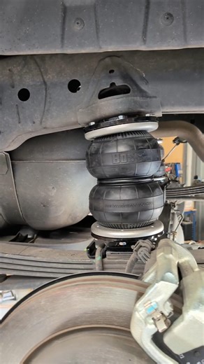 Ford Ranger Air Assist #ford #ranger #airbag #4wd #ute