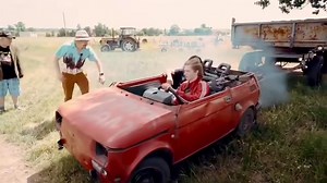 446K views · 3.3K reactions | Brak ciągnika  dla Adama Mechanika to nie problem  #królowieżyta #bizon #malinakabaret #serial #lato | Adam Mechanik-Official | Facebook